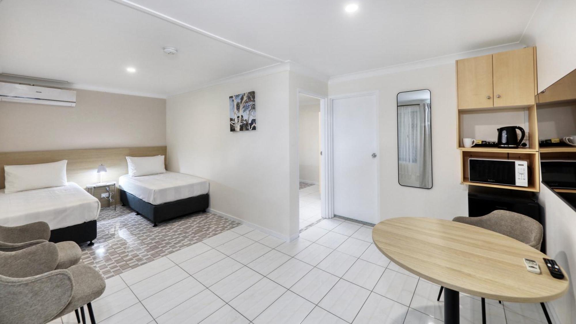 The Phoenix Artesian Spa Resort And Accommodation Moree Buitenkant foto