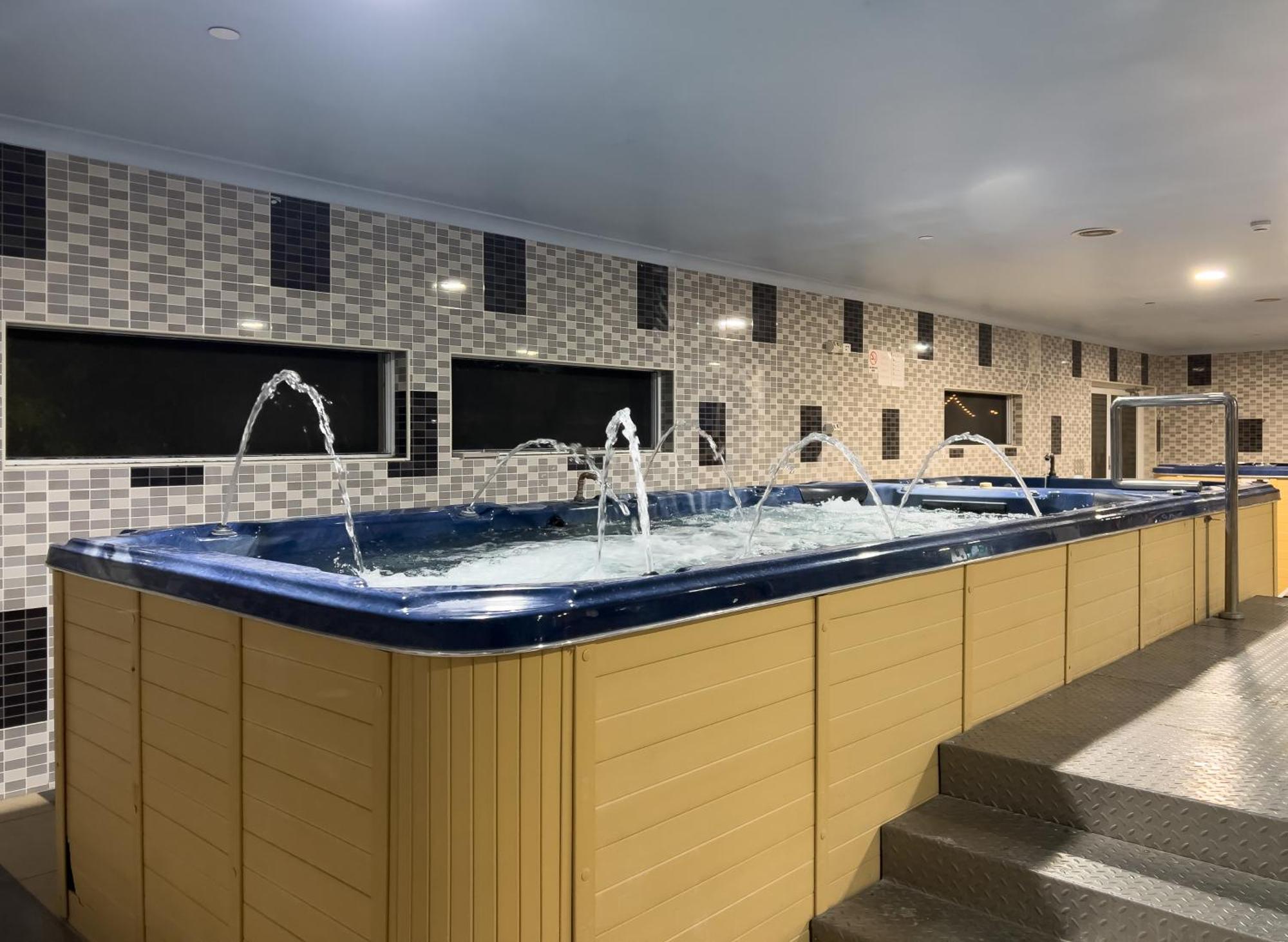 The Phoenix Artesian Spa Resort And Accommodation Moree Buitenkant foto